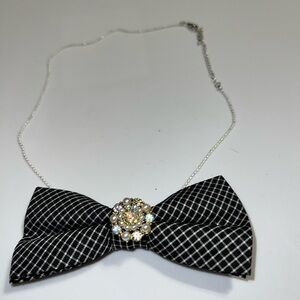 “Dainty Dapper”Elegant Black and Silver Bow Necklace